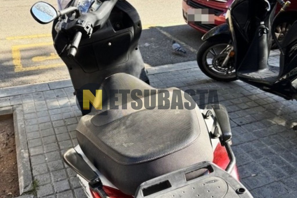 Yamaha X-Max 125 2011