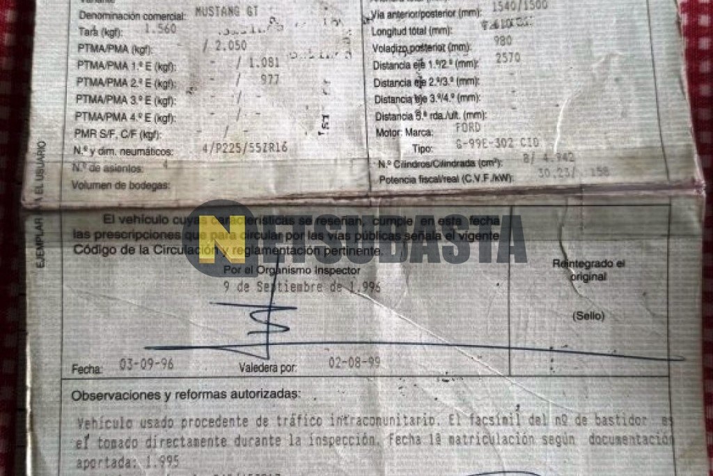 Ford Mustang GT V8 5.0 Convertible 1995