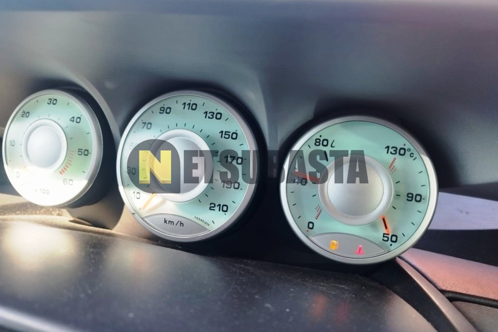 Peugeot 807 2.2 HDi 2002