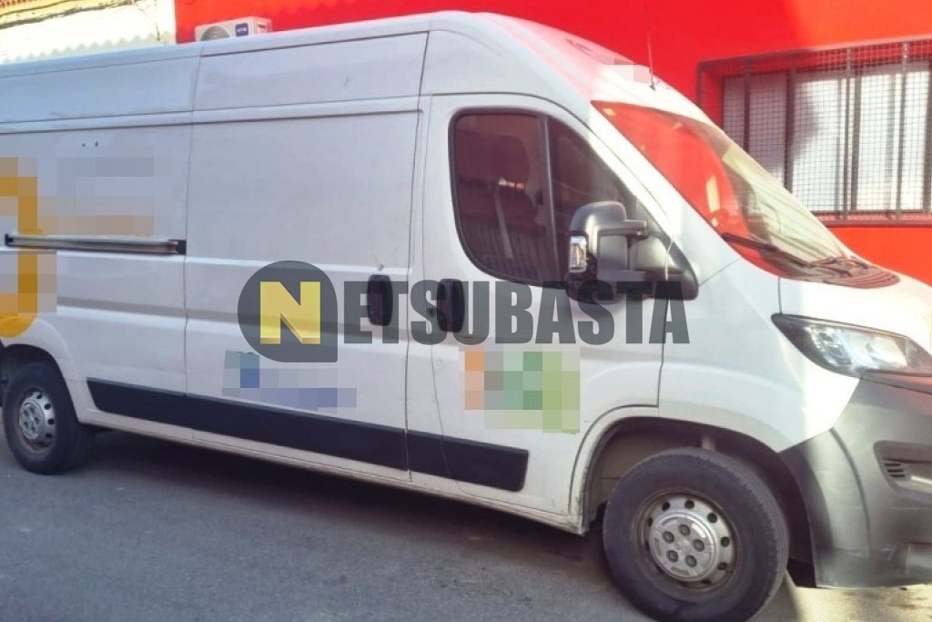 Peugeot Boxer 2.2 BlueHDi 2020