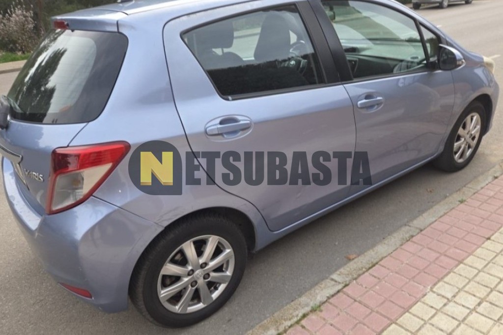 Toyota Yaris 100 2011