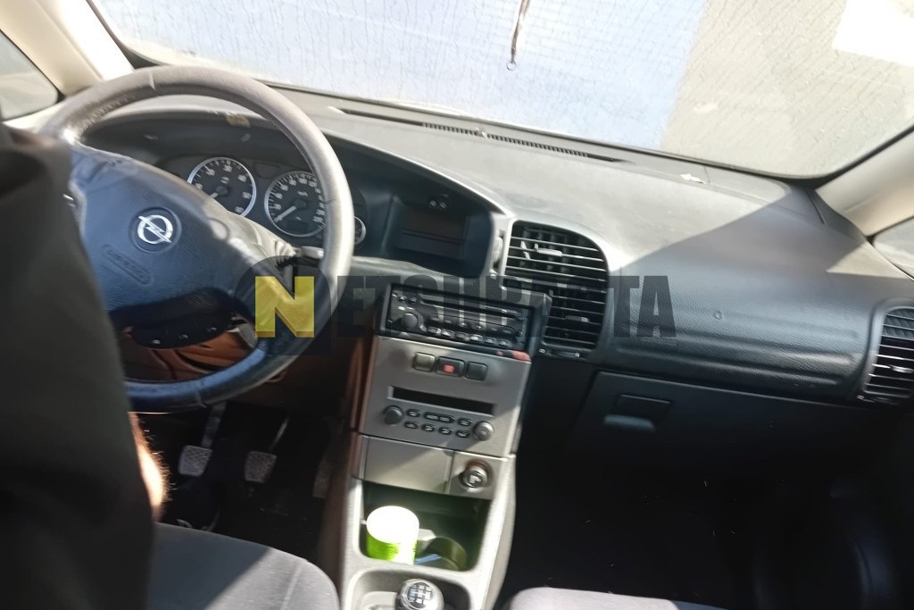 Opel Zafira 2.0 DTi 16V 2004