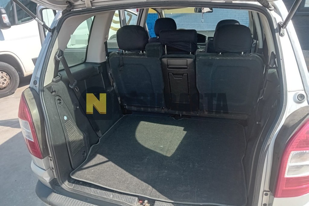 Opel Zafira 2.0 DTi 16V 2004