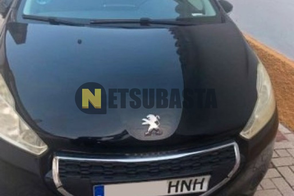 Peugeot 208 1.2 VTi PureTech 2012