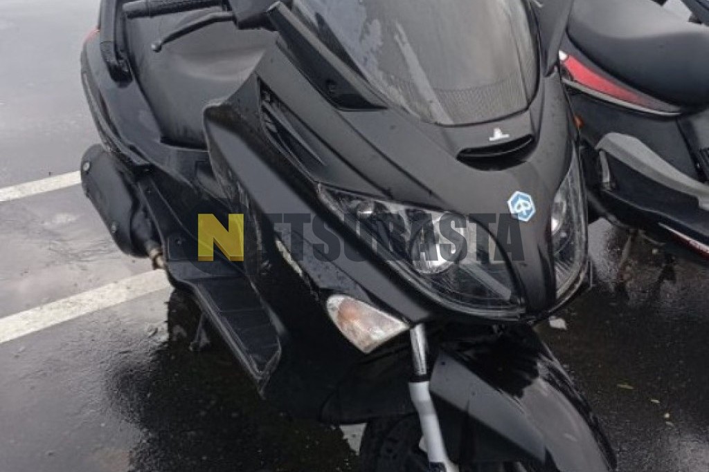Piaggio X EVO 125 2015