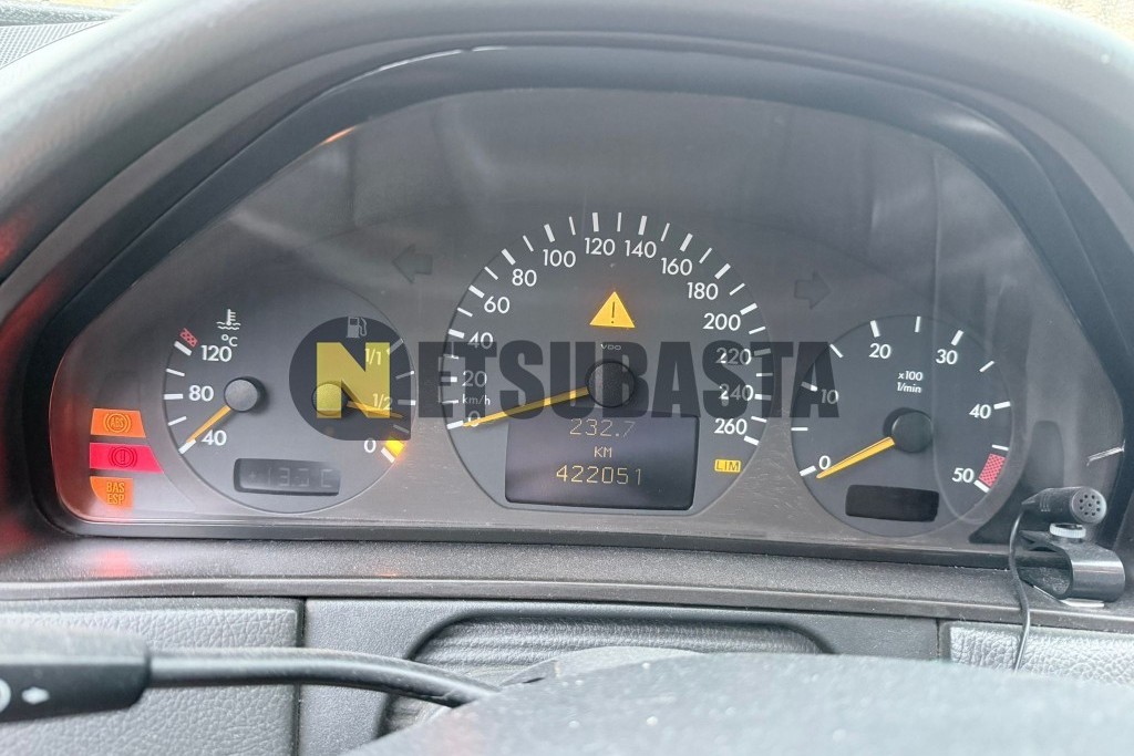 Mercedes-Benz E 270 CDI 2001