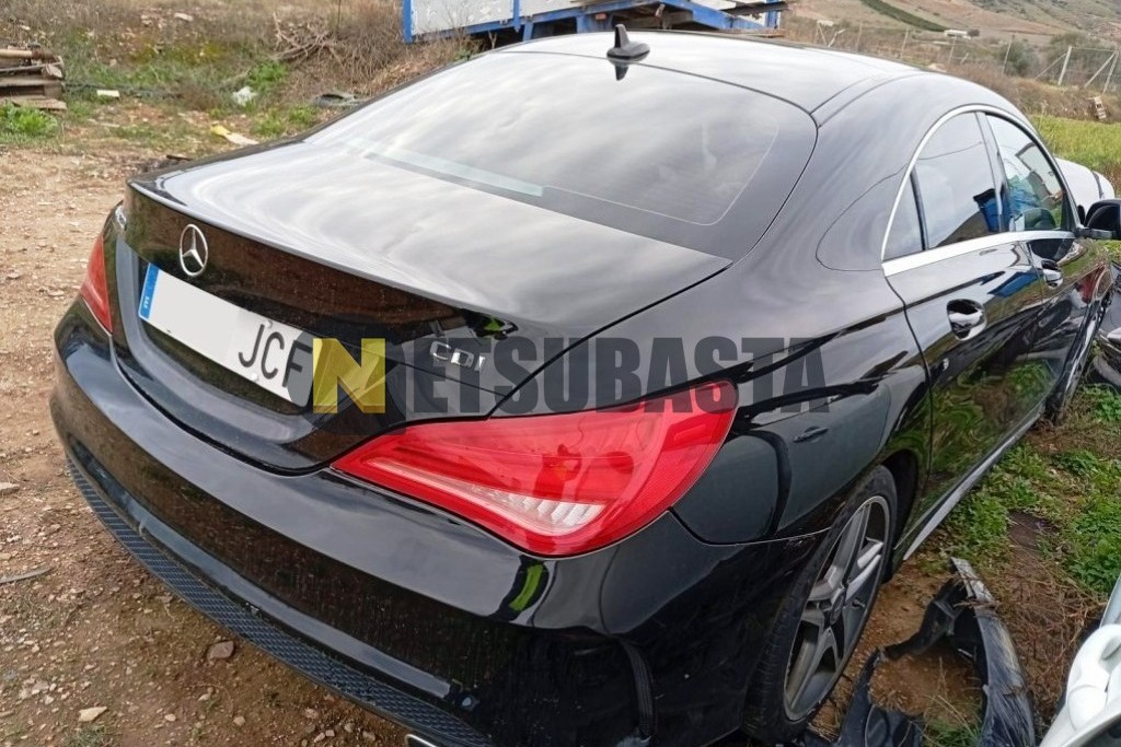 Mercedes-Benz CLA 220 d Coupé 7G-DCT 2015