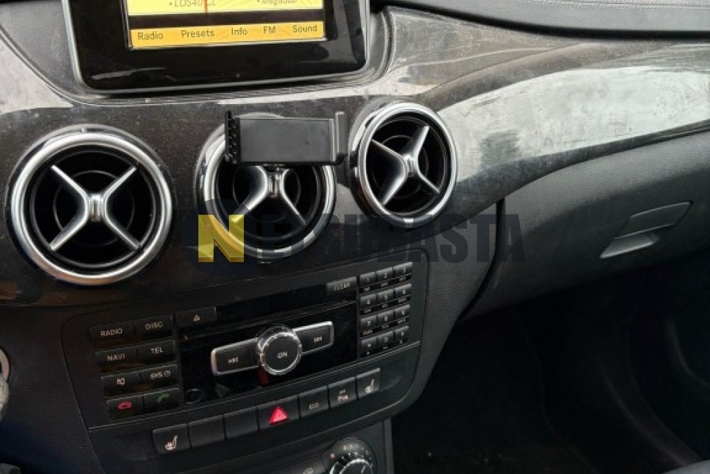 Mercedes-Benz B 200 CDI BlueEFFICIENCY 2012