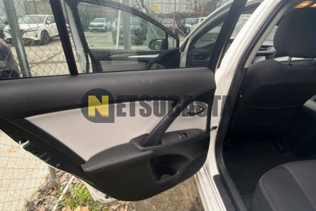 Toyota Avensis Touring Sports 150D 2016