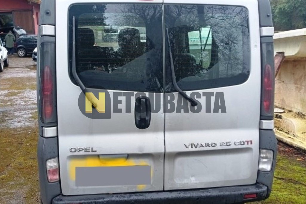 Opel Vivaro 2.5 CDTI 2004