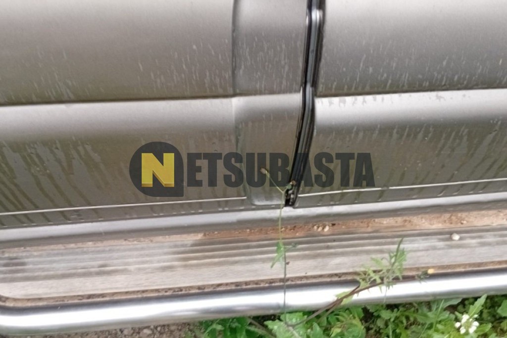 Tata Safari EX 2.0 4x2 2002