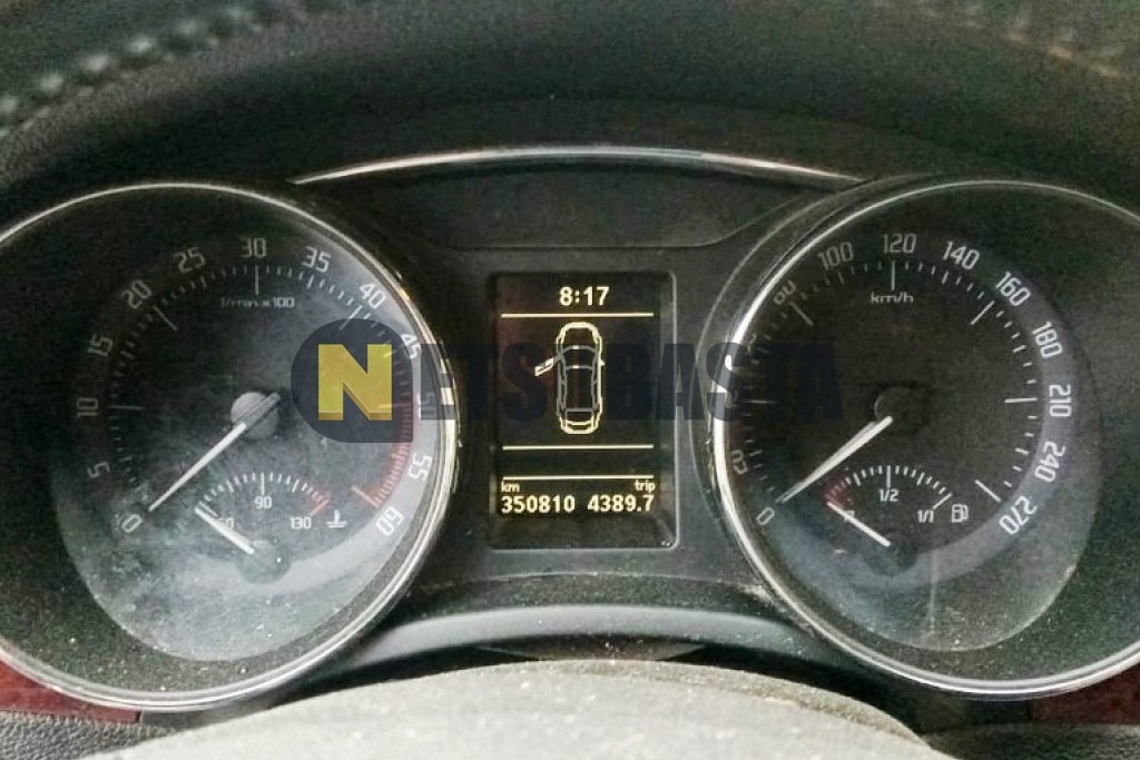 Skoda Superb 2.0 TDI DPF 2009