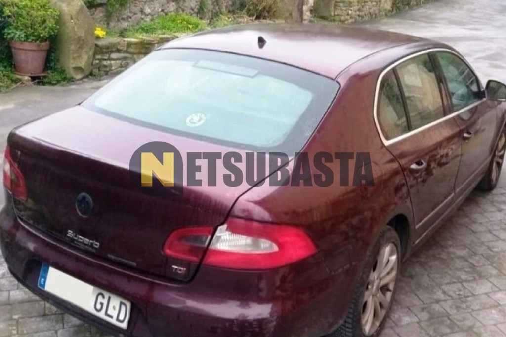 Skoda Superb 2.0 TDI DPF 2009