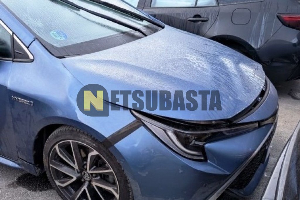 Toyota Corolla hybrid Touring Sports 180H 2019