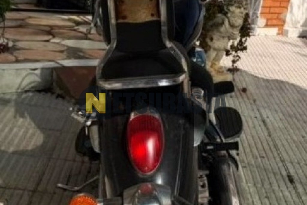 Kawasaki VN 900 CLASSIC 2006