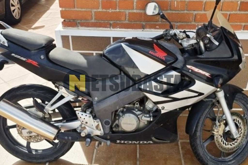 Honda CBR 125R 2006