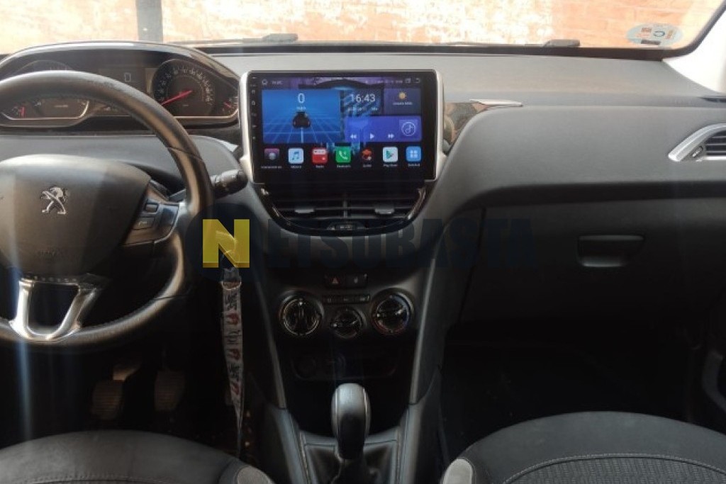 Peugeot 208 1.2 PureTech 2015