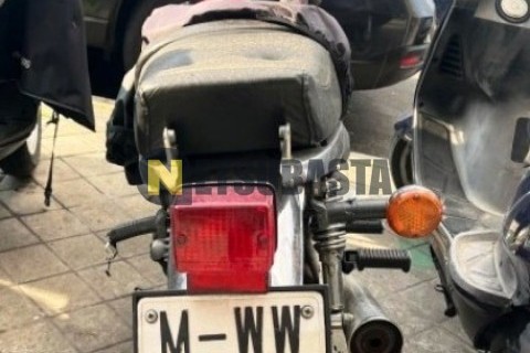 Benelli Leoncino 250 2020