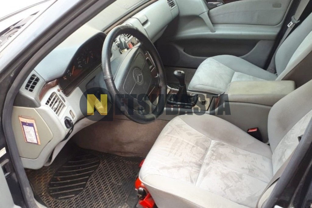 Mercedes-Benz E 300 D 1996