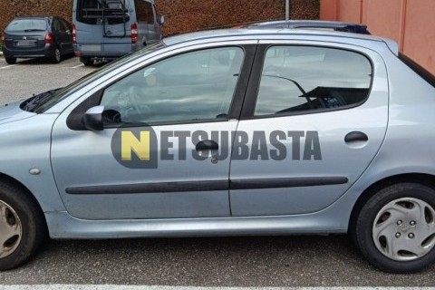 Benelli Leoncino 250 2020