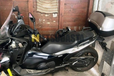 Benelli Leoncino 250 2020