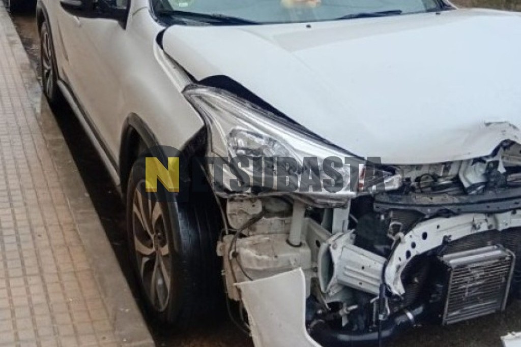 Citroën C4 Aircross 1.6 HDi 2WD 2014