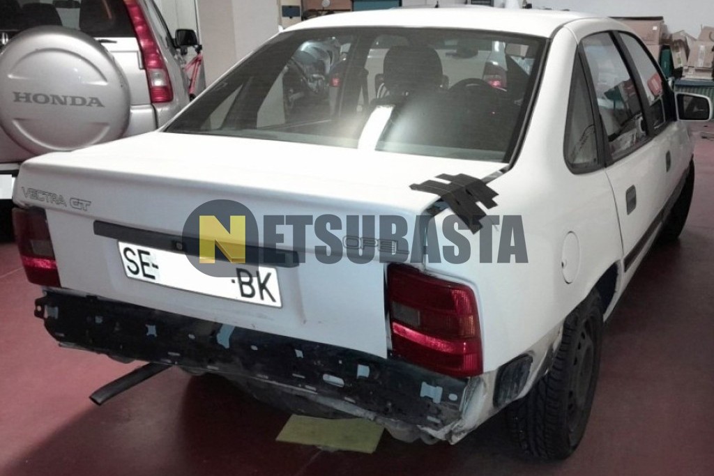 Opel Vectra GT 2.0i 1990