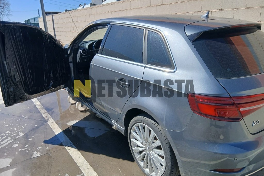 Audi A3 Sportback e-tron S tronic 6 vel. 2016