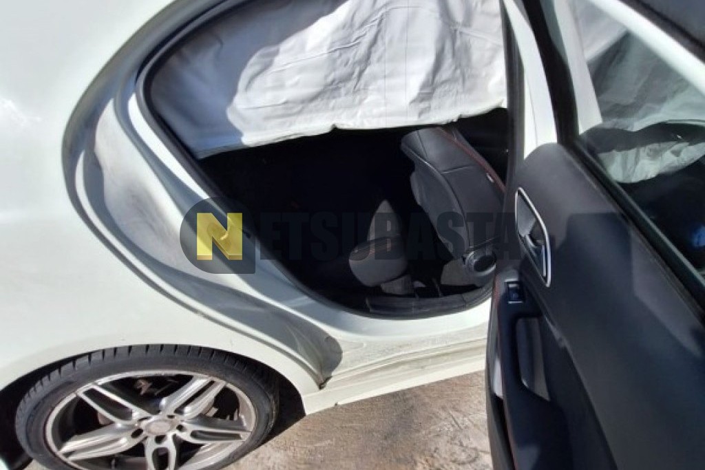 Mercedes-Benz A 200 d 7G-DCT 2016