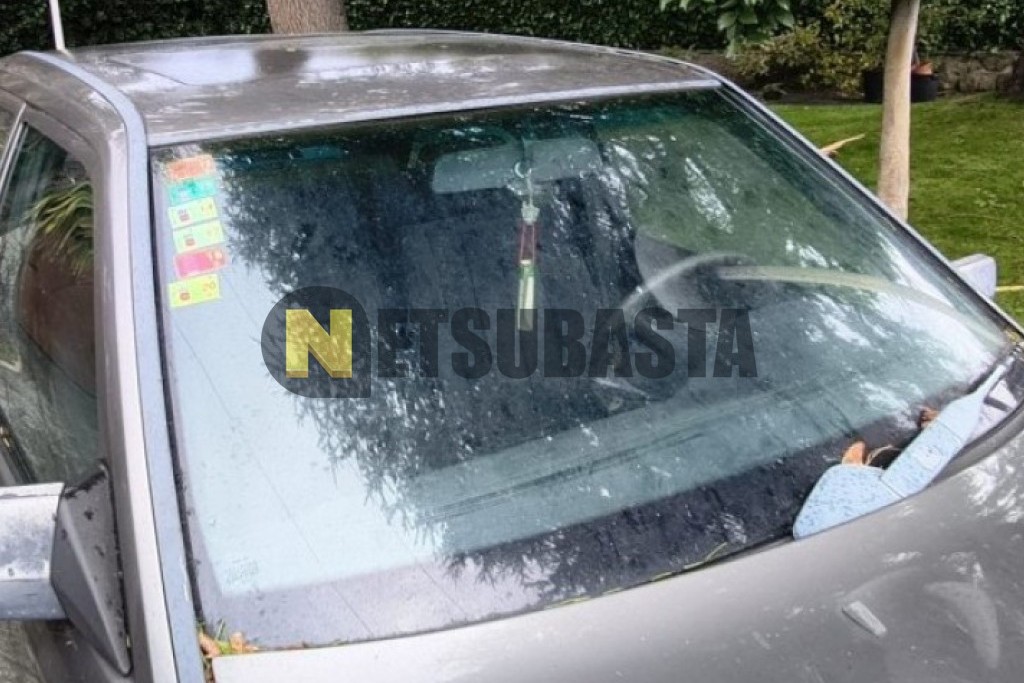 Mercedes-Benz 300 E 1986