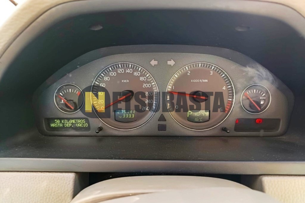 Volvo XC90 D5 7 asientos Aut. 2004