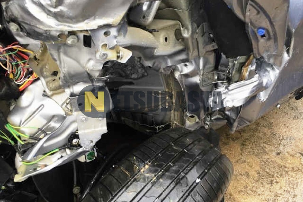 Peugeot 2008 Hybrid e-DCS6 2025