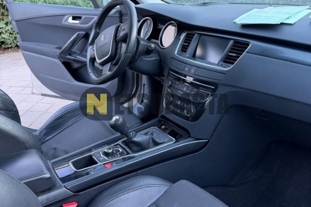 Peugeot 508 1.6 THP 2011