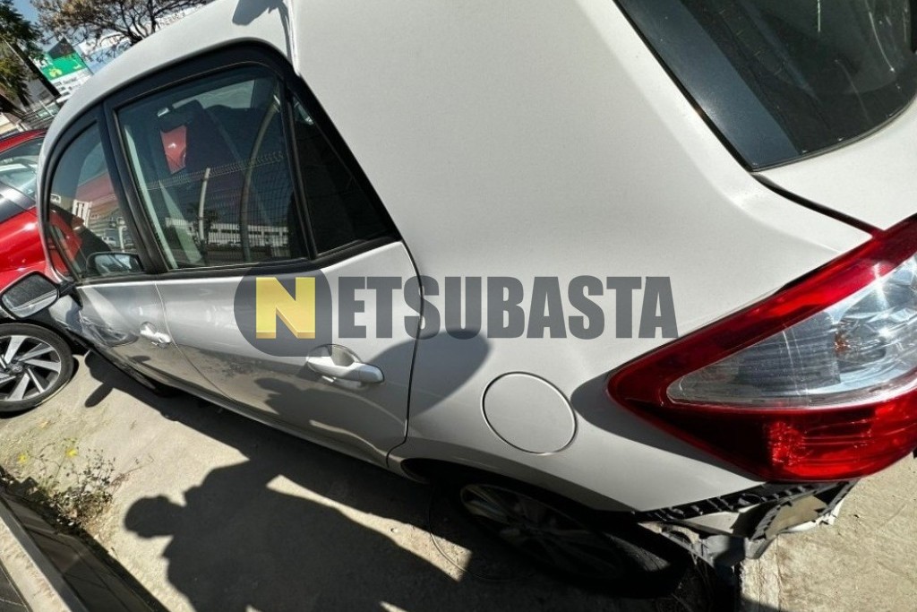 Toyota Auris 90D 2012