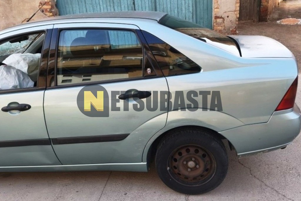 Ford Focus Sedan 1.8 TDdi 1999
