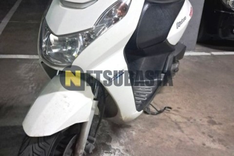 Suzuki Sixteen 125 2010