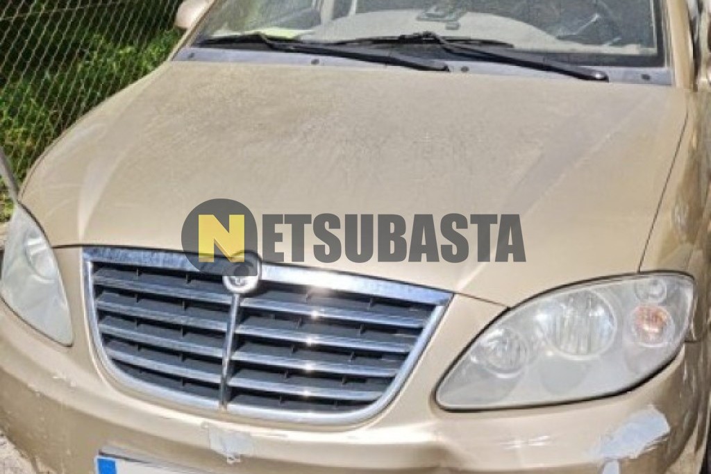 SsangYong Rodius 270Xdi 4x2 2008