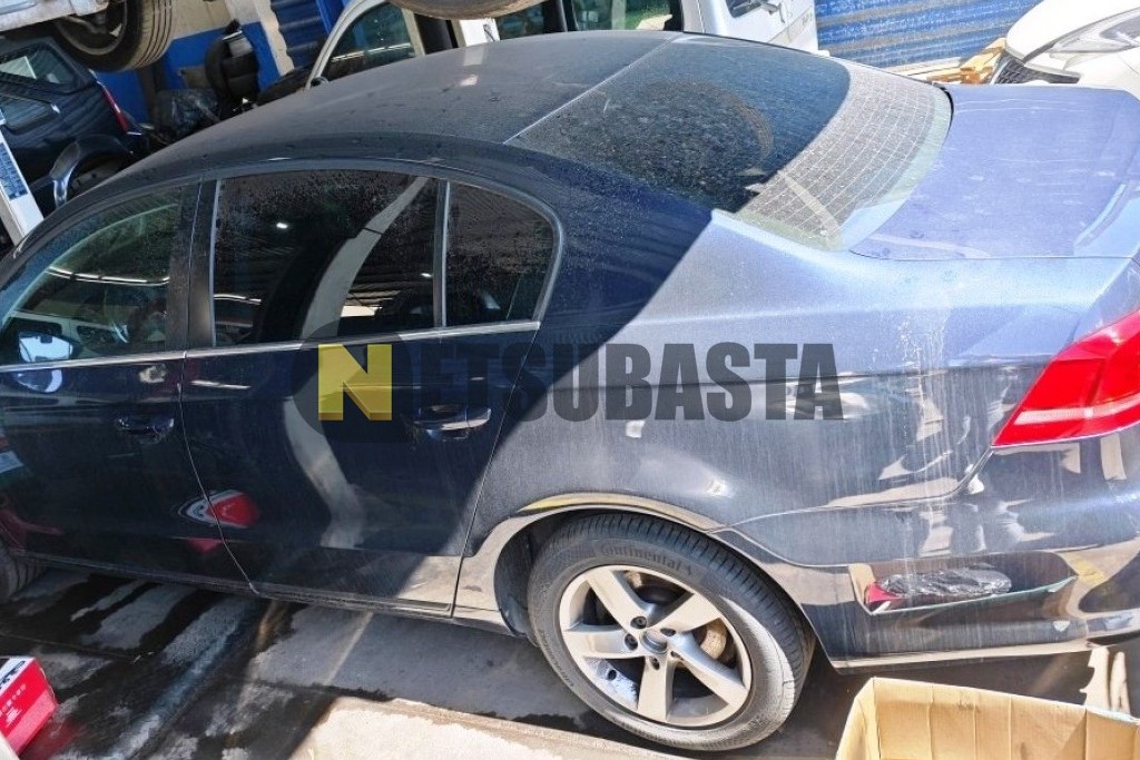 Volkswagen Passat 2.0 TDI BlueMotion Technology 2012