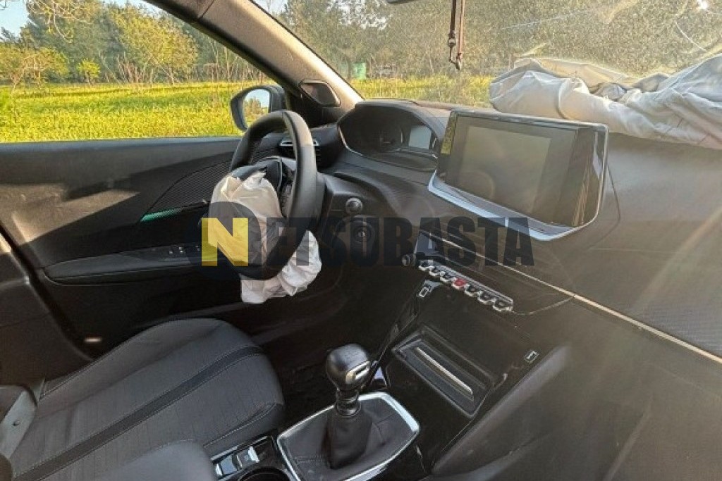 Peugeot 2008 1.2 Puretech 2022