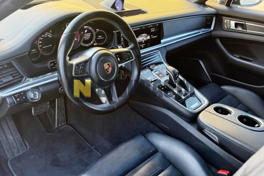 Porsche Panamera GTS 2019