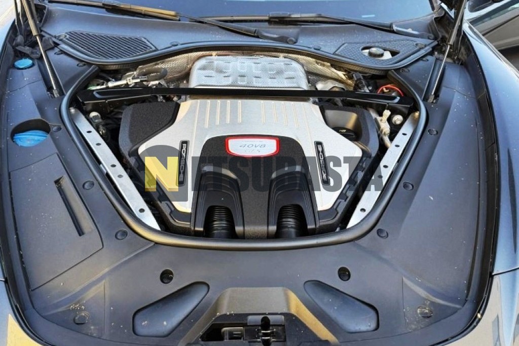 Porsche Panamera GTS 2019