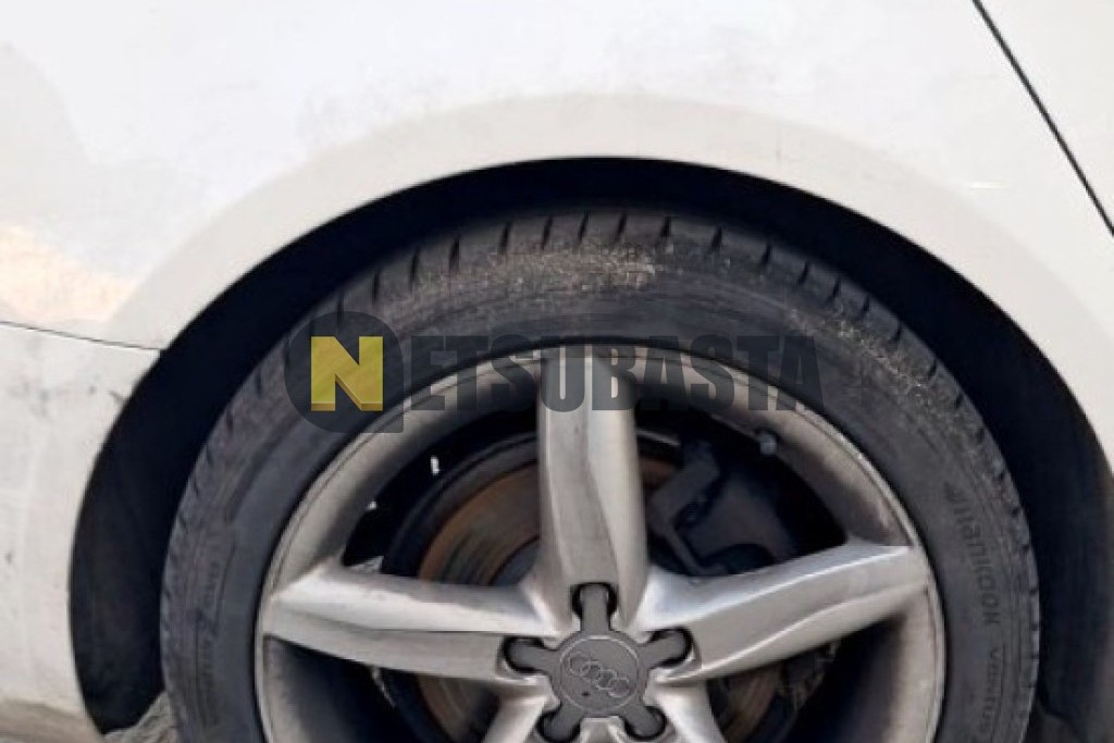 Audi A4 Avant 2.7 TDI multitronic DPF 2009