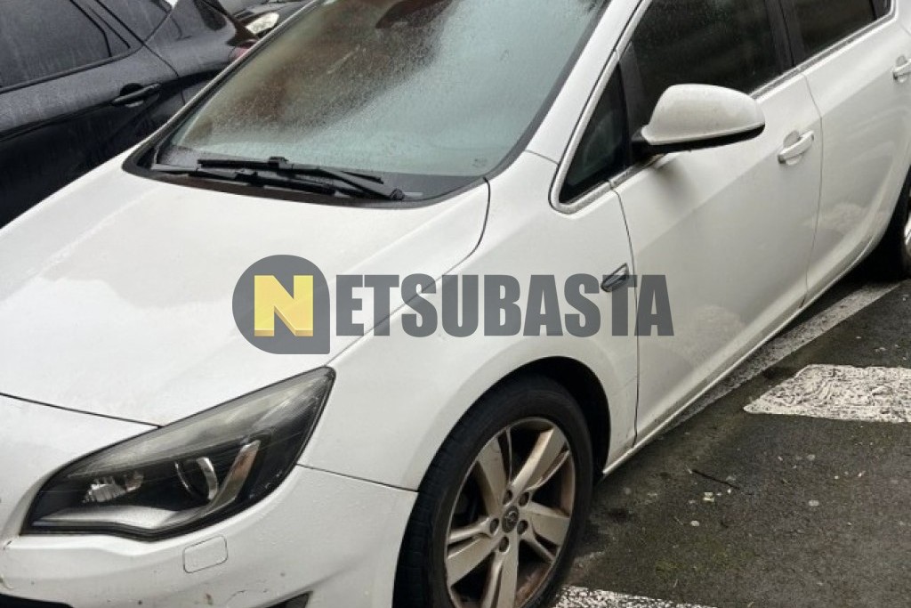 Opel Astra 1.7 CDTI 2013
