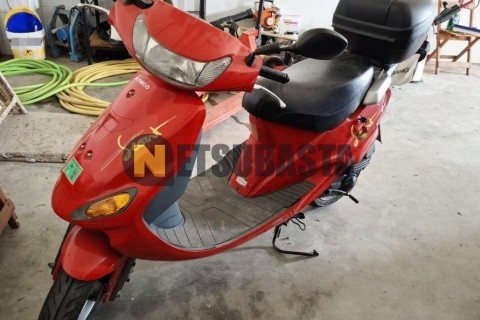 Piaggio X9 250 2004