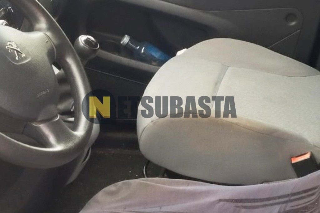 Peugeot Partner Tepee 1.6 BlueHDi 2016