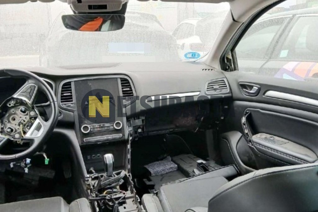 Renault Megane Sport Tourer E-TECH Híbrido enchufable 2021