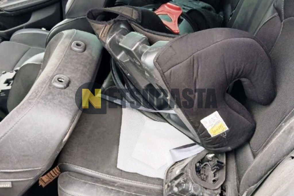 Renault Megane Sport Tourer E-TECH Híbrido enchufable 2021