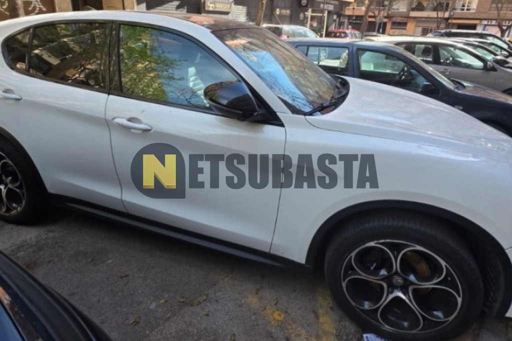 Alfa Romeo Stelvio 2.2 Diesel AT8 Q4 2019