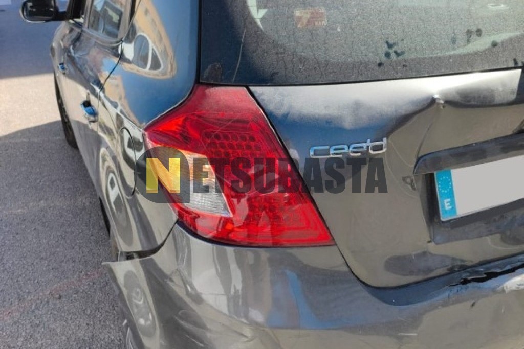 Kia ceed 1.6 CRDi 2010