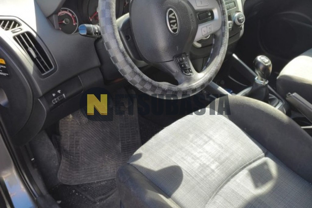 Kia ceed 1.6 CRDi 2010